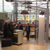 AMERICAN EXPRESS - Am Flughafen Frankfurt Momento Bar
